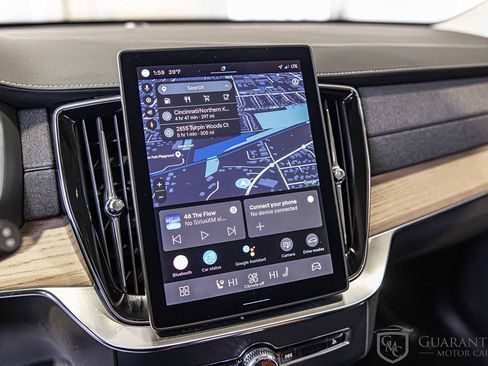 Used 2025 Volvo XC90 B6 Plus image 28