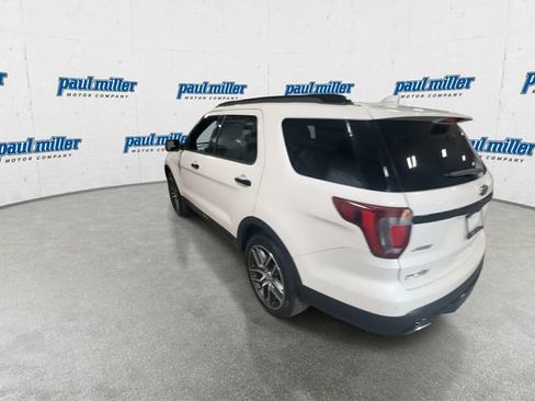 Used 2016 Ford Explorer Sport AWD/4WD image 9