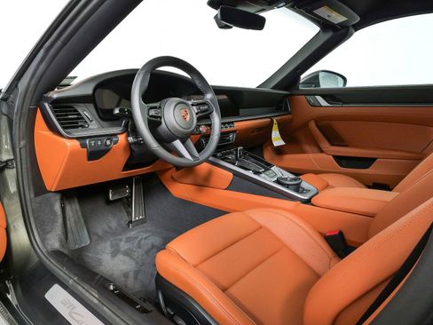 New 2026 Porsche 911 Carrera S RWD image 4