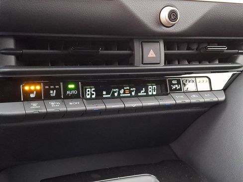 New 2026 Toyota Crown Signia image 10