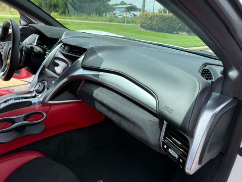 Used 2019 Acura NSX AWD/4WD image 26