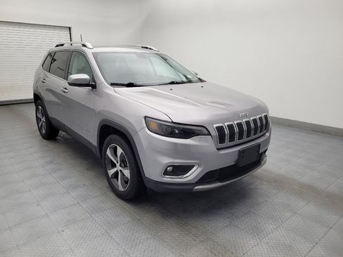 Used 2019 Jeep Cherokee Limited image 13