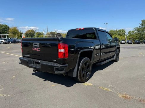 Used 2017 GMC Sierra 1500 SLE image 4
