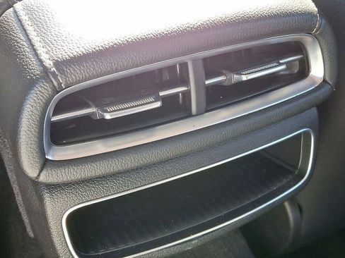 Used 2024 Genesis G80 2.5T image 11