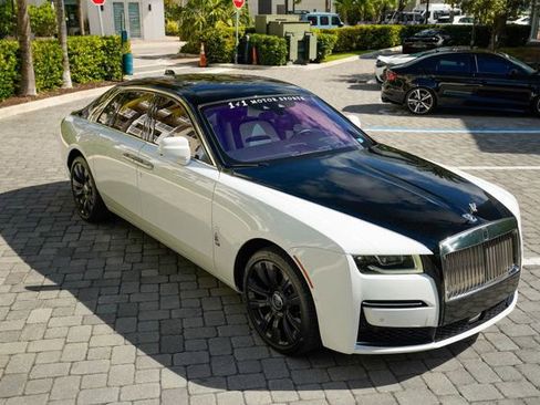 Used 2022 Rolls-Royce Ghost image 38