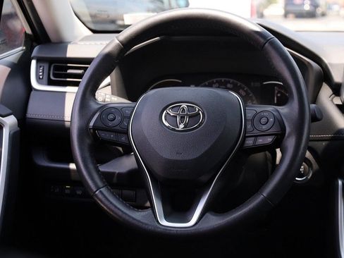 Used 2025 Toyota RAV4 XLE w/ Weather Package AWD/4WD image 20