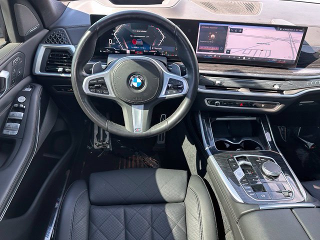 Used 2024 BMW X7 xDrive40i w/ M Sport Package AWD/4WD image 17