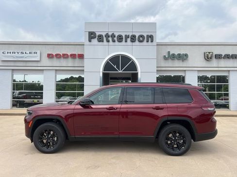 New 2026 Jeep Grand Cherokee L 4WD image 2
