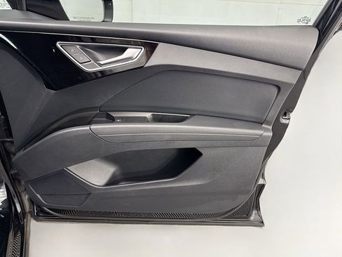 Used 2023 Audi Q4 e-tron Premium Plus w/ Premium Plus image 24