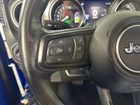 Used 2023 Jeep Wrangler Unlimited w/ Cold Weather Group image 15