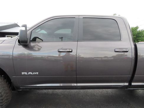 Used 2024 RAM 2500 Big Horn w/ Sport Appearance Package AWD/4WD image 16