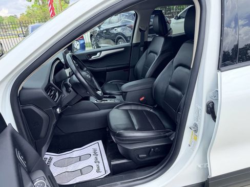 Used 2020 Ford Escape SEL image 15