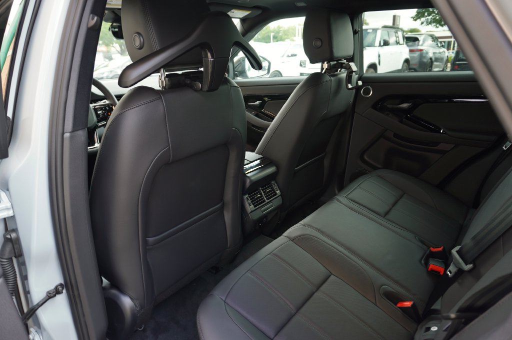 New 2026 Land Rover Range Rover Evoque S AWD/4WD image 29