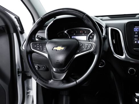 Used 2021 Chevrolet Equinox LT FWD image 18