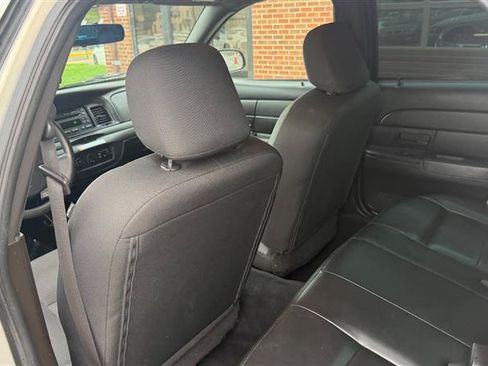 Used 2010 Ford Crown Victoria Police Interceptor RWD image 20
