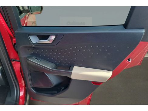 Used 2020 Ford Escape SE FWD image 38