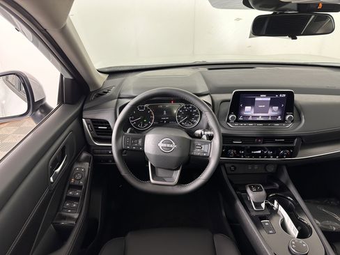 New 2026 Nissan Rogue SV w/ SV Premium Package image 36