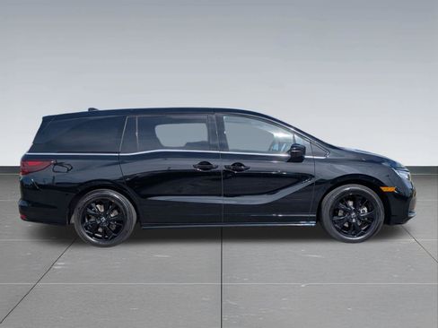 Certified 2024 Honda Odyssey Sport image 6