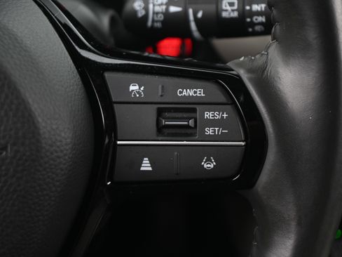 Used 2024 Honda HR-V EX-L image 19
