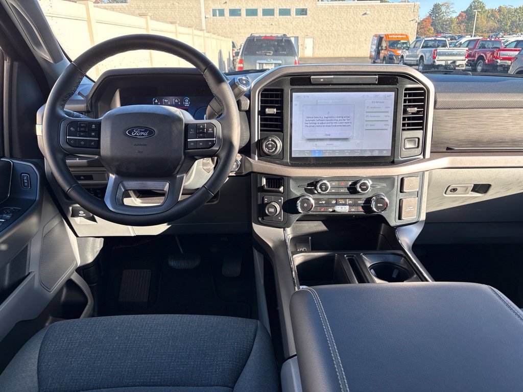 Used 2025 Ford F150 XLT w/ Equipment Group 302A MID AWD/4WD image 9