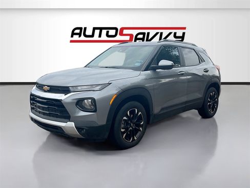 Used 2023 Chevrolet TrailBlazer LT image 3