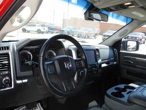 Used 2018 RAM 1500 Big Horn AWD/4WD image 13