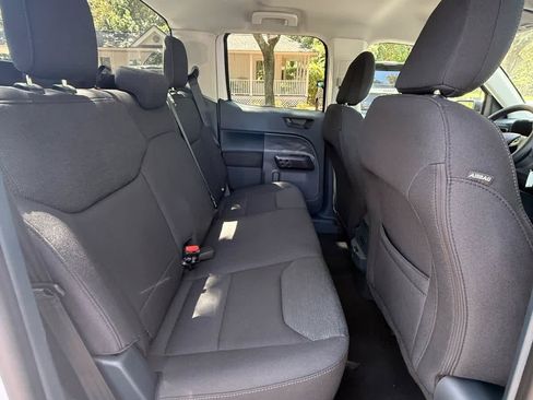 Used 2025 Ford Maverick XL FWD image 14