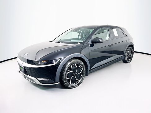 Used 2024 Hyundai Ioniq 5 SEL image 3