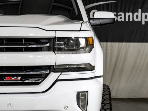 Used 2018 Chevrolet Silverado 1500 LTZ Z71 w/ LTZ Plus Package image 40