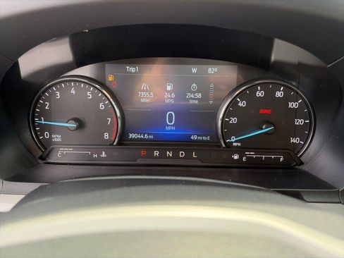 Used 2023 Ford Explorer XLT w/ Equipment Group 202A AWD/4WD image 16