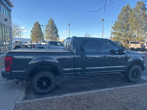 Used 2021 Ford F350 Lariat image 2