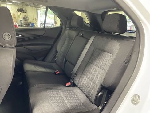 Used 2024 Chevrolet Equinox LT AWD/4WD image 23
