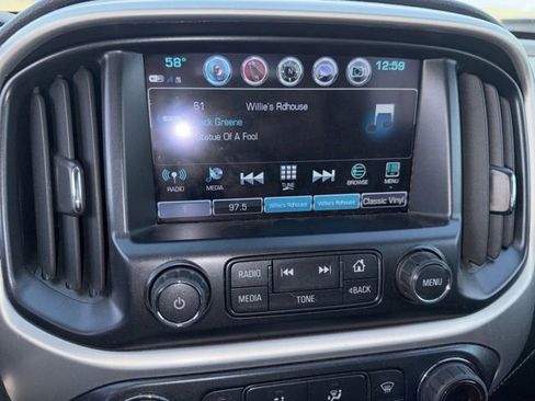 Used 2018 GMC Canyon SLE image 45