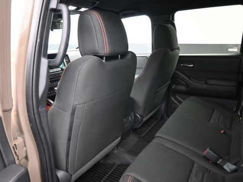 Used 2023 Nissan Frontier PRO-4X w/ Pro Convenience Package AWD/4WD image 2