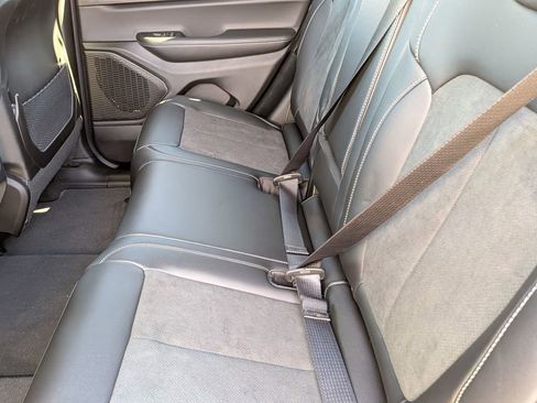 New 2025 Jeep Grand Cherokee Altitude image 32