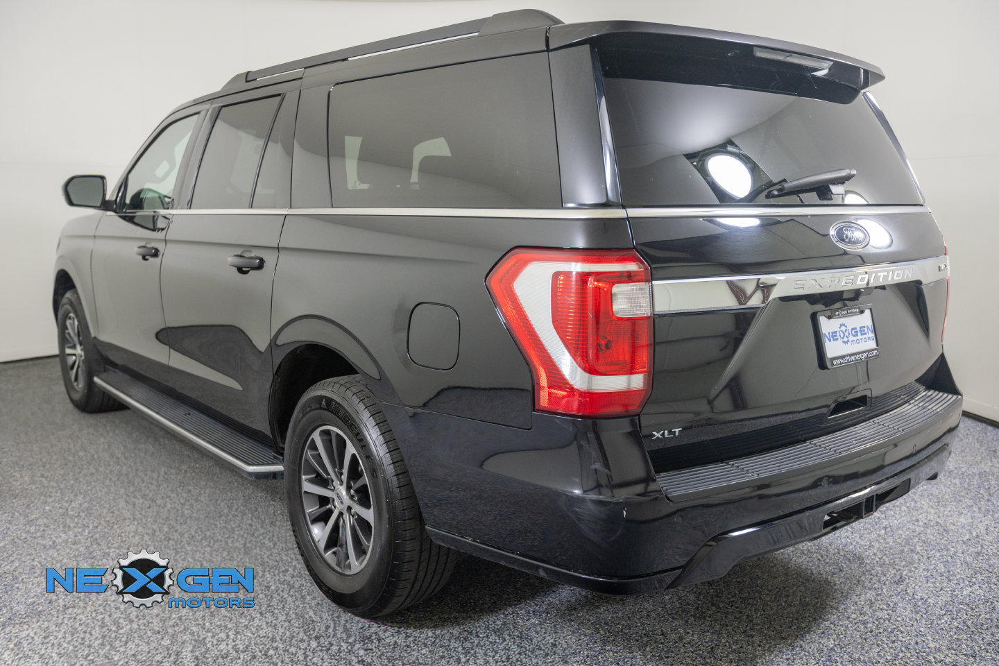 Used 2021 Ford Expedition Max XLT AWD/4WD image 29
