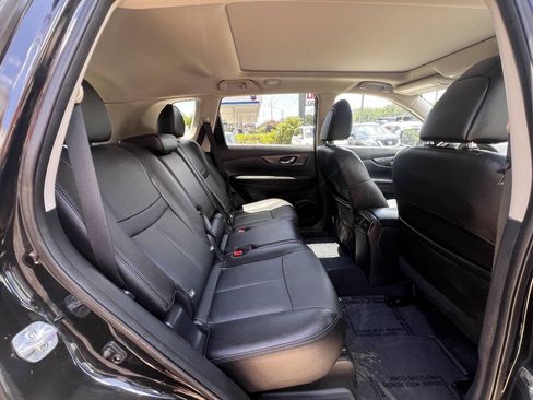 Used 2016 Nissan Rogue SL w/ SL Premium Package AWD/4WD image 11