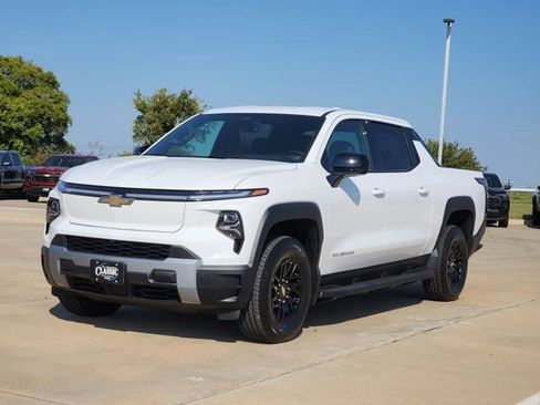 New 2026 Chevrolet Silverado EV LT AWD/4WD image 3