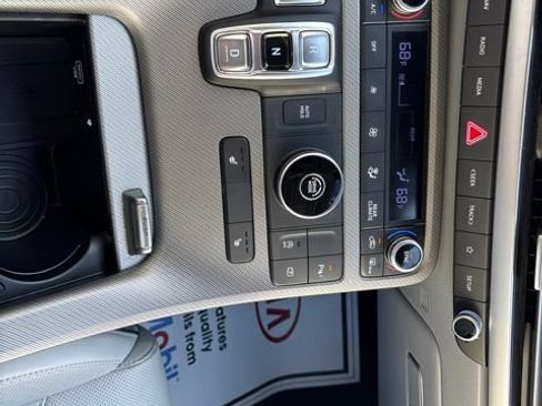 Used 2024 Hyundai Palisade SEL FWD image 19