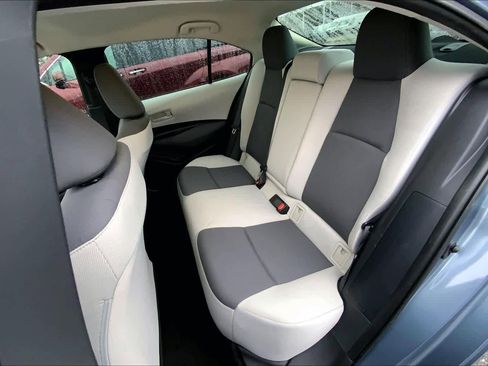 Used 2024 Toyota Corolla LE image 20