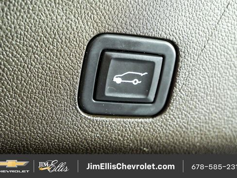 Certified 2023 Chevrolet Tahoe Z71 w/ Luxury Package AWD/4WD image 36