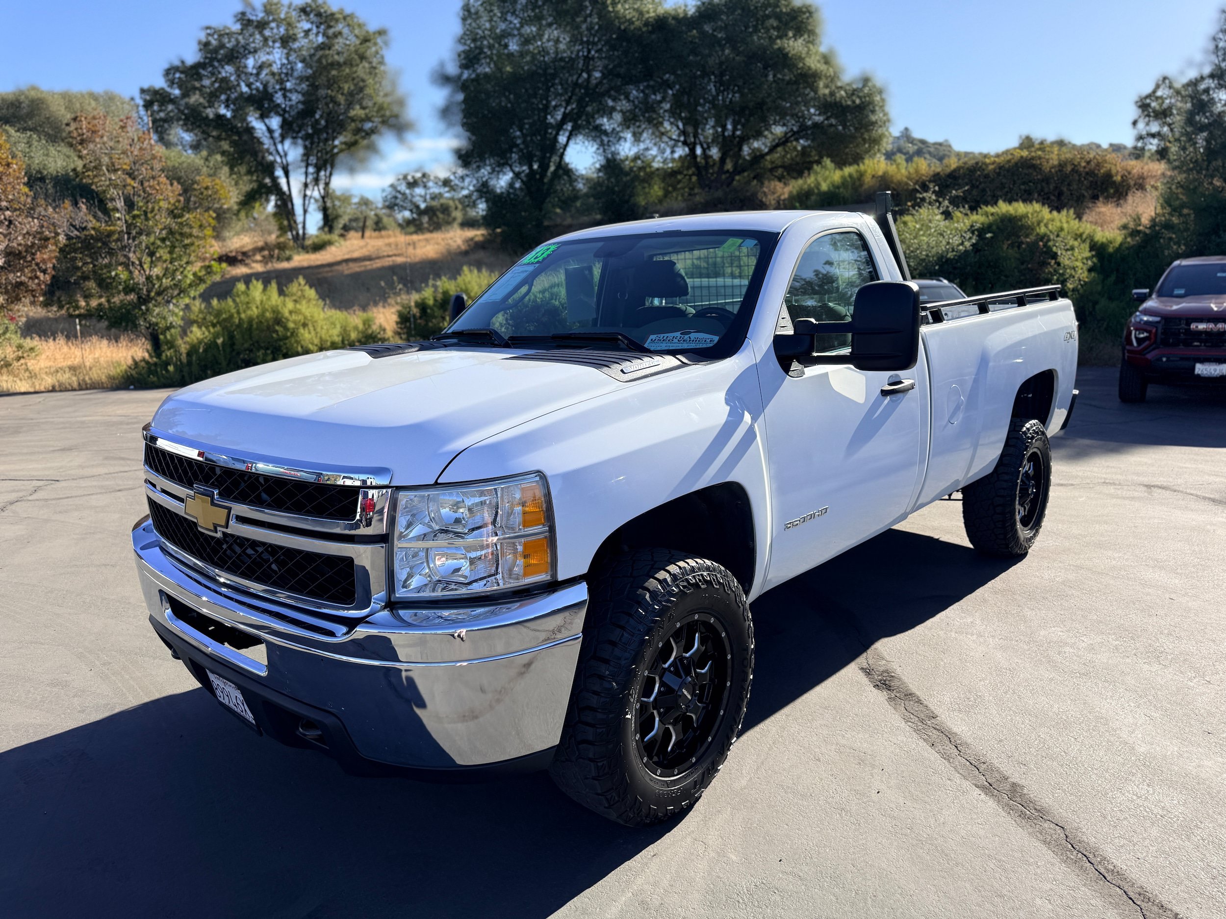 Used 2013 Chevrolet Silverado 3500 W/T AWD/4WD image 2