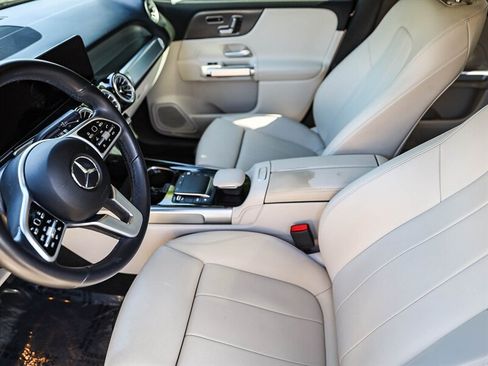 Used 2023 Mercedes-Benz GLB 250 image 23