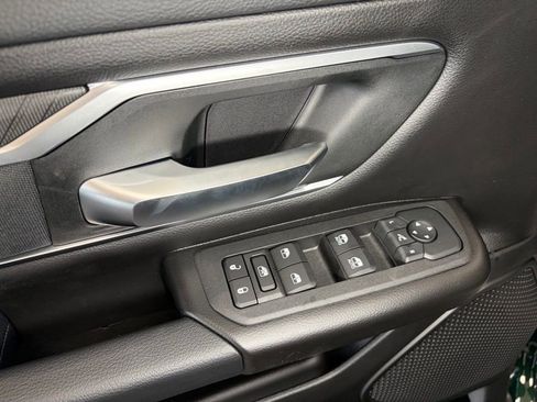 New 2026 RAM 1500 4x4 Crew Cab image 15