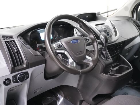Used 2016 Ford Transit 150 XLT image 6