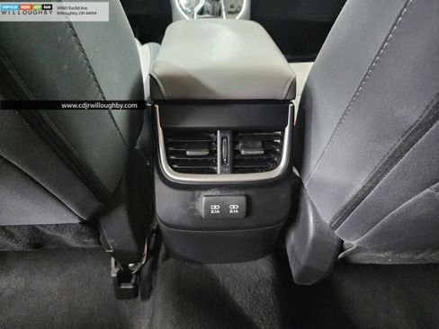Used 2022 Subaru Outback Premium AWD/4WD image 25
