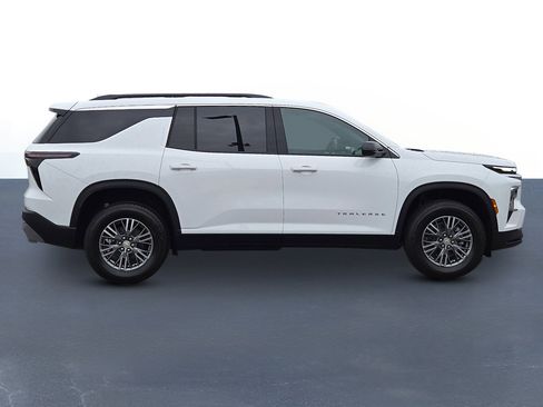 New 2026 Chevrolet Traverse LT image 5