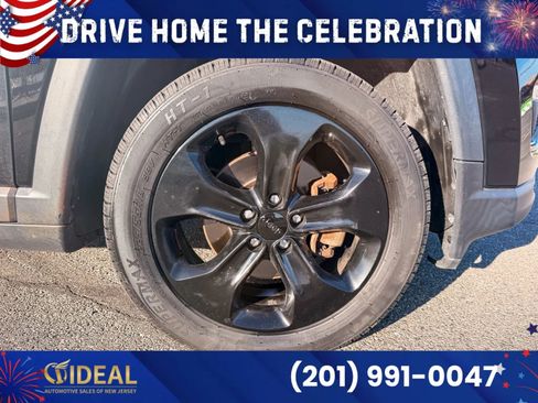 Used 2018 Jeep Compass Latitude w/ Popular Equipment Group AWD/4WD image 36