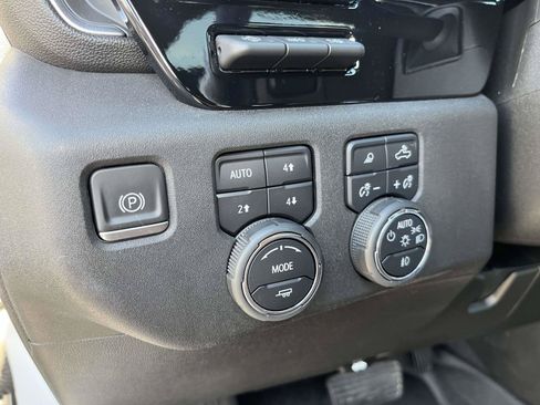 Used 2024 Chevrolet Silverado 3500 High Country w/ High Country Premium Package AWD/4WD image 19