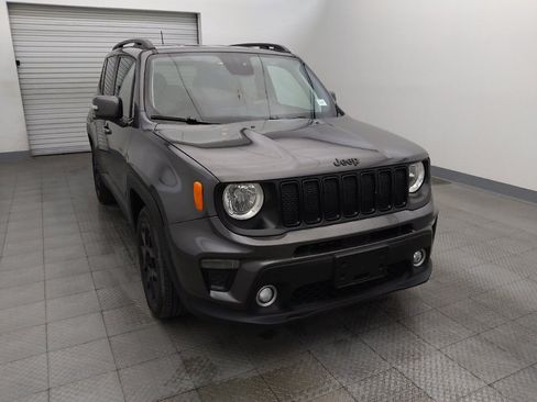 Used 2020 Jeep Renegade Altitude w/ UConnect 8.4 Nav Group FWD image 14